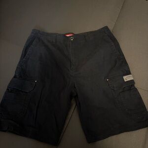 UNIONBAY Men's Black Cargo Shorts size 36
